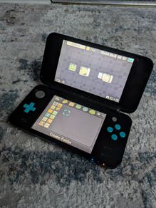 Nintendo 2DS XL