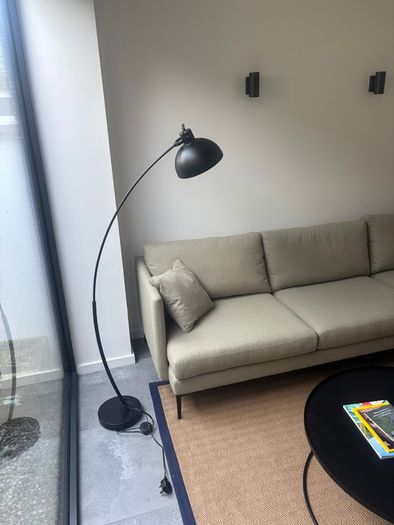 Floor lamp
