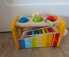 Hape Pound and Tap bench