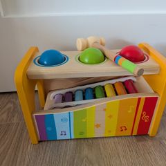 Hape Pound and Tap bench