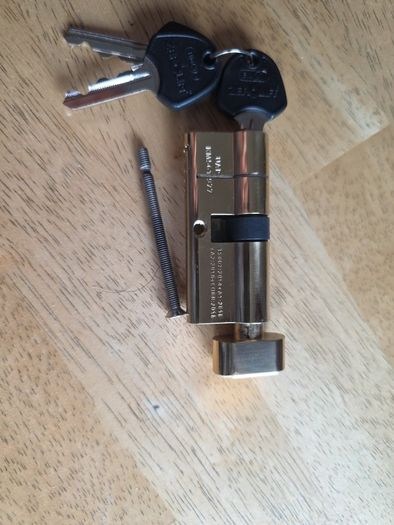 Door lock cylinder