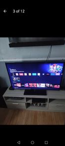 42 inch Samsung Smart TV