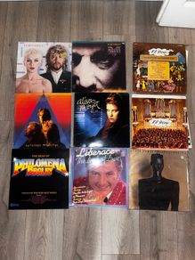 Records / Vinyls