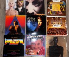 Records / Vinyls