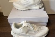 Alo runners size 11uk