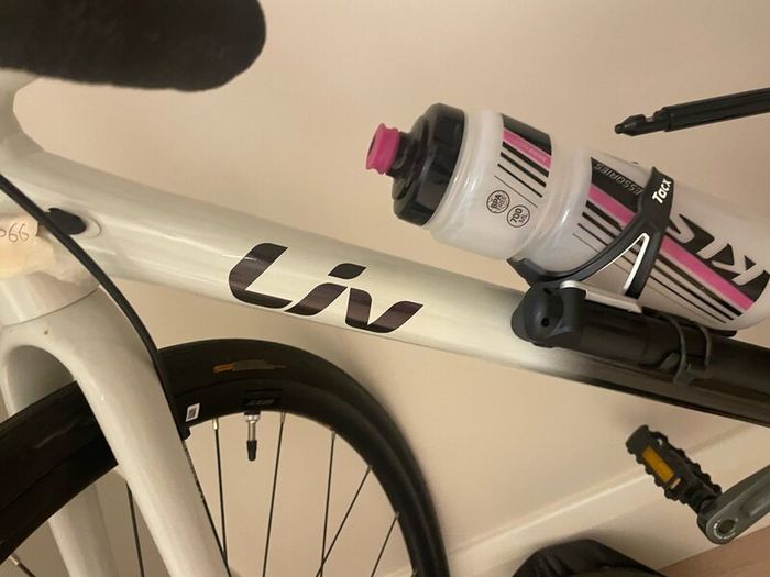 Liv avail AR Ladies Racer bike size M