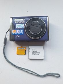 Olympus mju 9000 12MP Digital Camera 10x Zoom + Battery