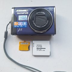 Olympus mju 9000 12MP Digital Camera 10x Zoom + Battery