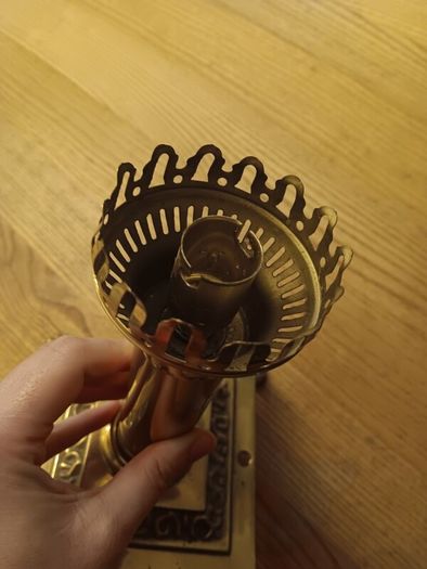 Lamp fitting