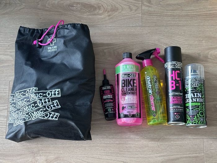 Muc Off bike cleaning set