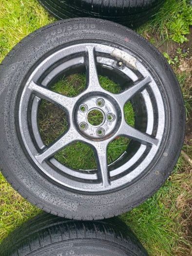 Buddy Club P1 16x7J ET43 5x100 New tyres 205/55