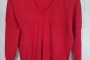 Red Summum V- Neck