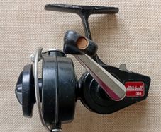 Vintage Mitchell 320 Spinning Reel