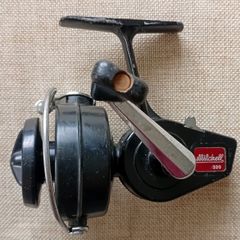 Vintage Mitchell 320 Spinning Reel