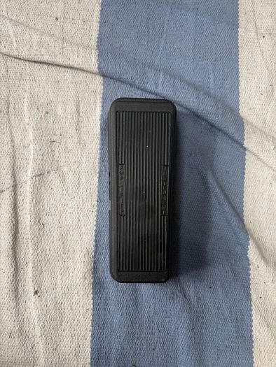 Cry Baby wah pedal