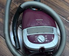 Miele FlexiVac Hoover