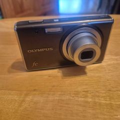 Olympus fe 4040 digital camera - 14 megapixel