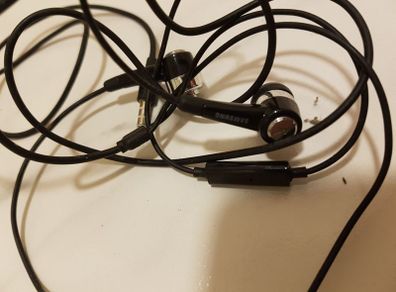 Samsung earphones
