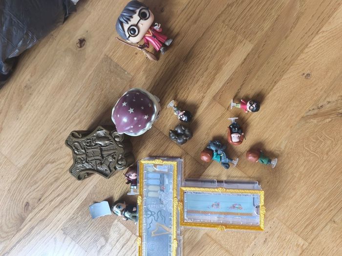 toys