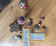 toys