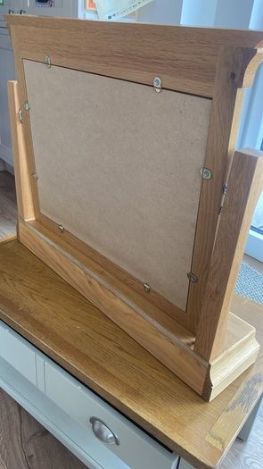 dressing room table mirror