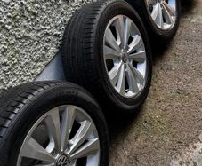 16" Genuine Volkswagen Alloys