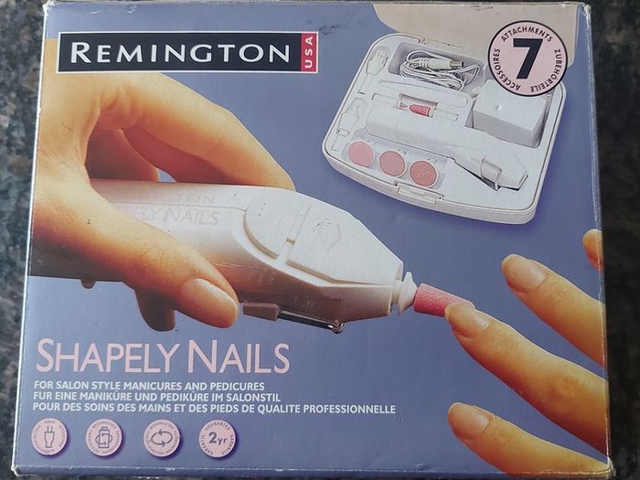 Remington Shapely Nails Manicure Set.