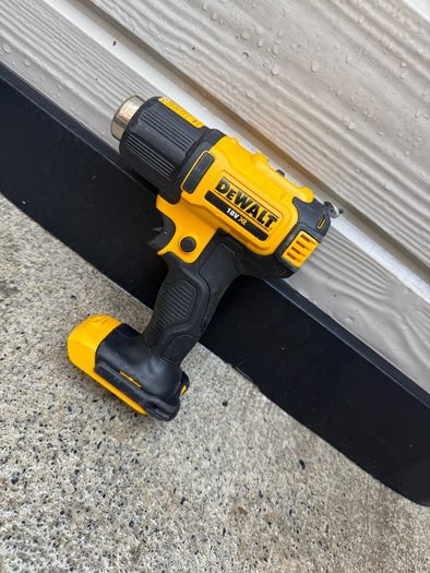 DeWalt DCE530 18V XR Cordless Heat Gun Bare Unit