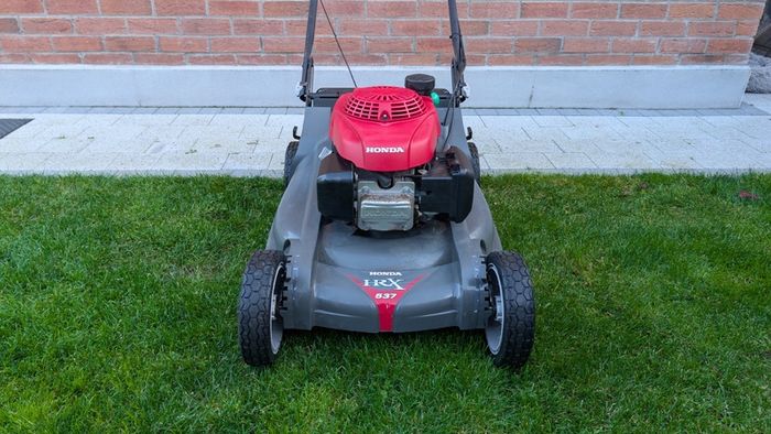 Honda HRX537 HYE Self-Propelled Lawnmower
