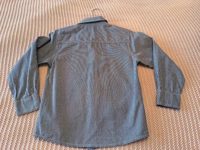 Shirt size 5 y