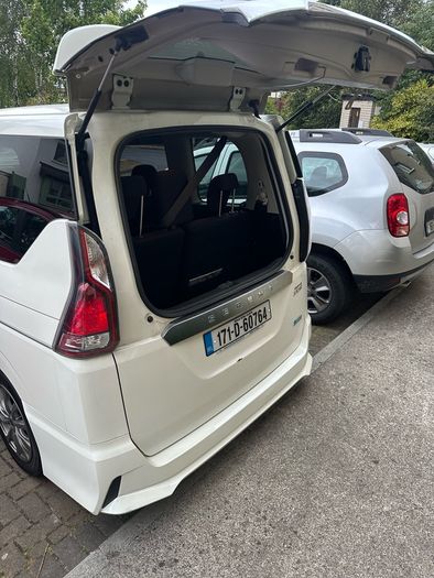 2017 Nissan Serena