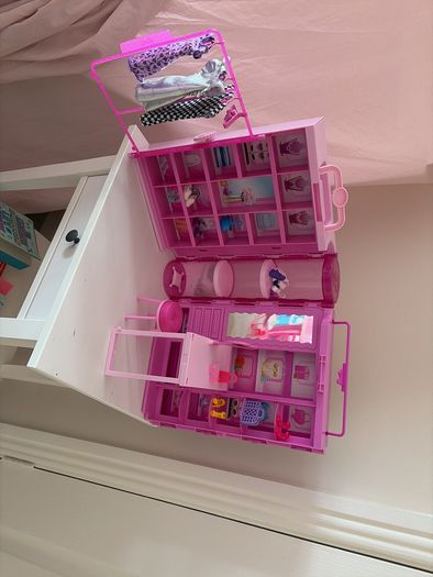 Barbie Closet