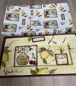Kavanagh Giftware hand-painted sandwich plate