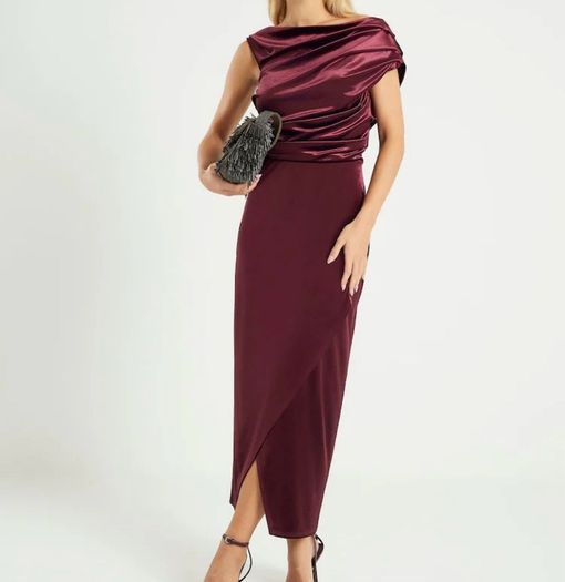 River Island size M