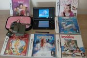 Nintendo ds lite in black with charger and games all in good working order
