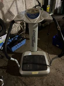 Vibroplate fitness machine