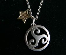 Vintage sterling silver 925 Irish Celtic Knot Clover Pendant And Chain L-17"  4,90g