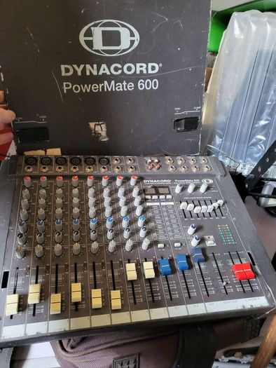 Peavey Impulse 200 Dynacord Powermate 600