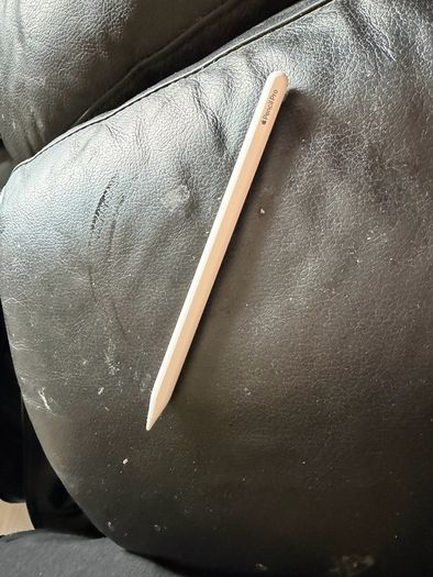 iPad Mini 7th Gen with Apple Pencil and Folio Case