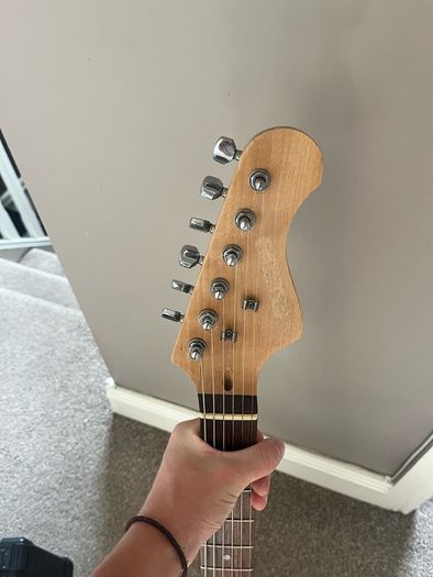 Custom guitar + mini amp