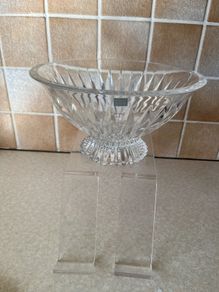 Tipperary Crystal Ribbed Footed Larhe Serving Biwl