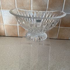 Tipperary Crystal Ribbed Footed Larhe Serving Biwl