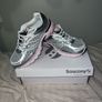 Women's sauconys Image 3