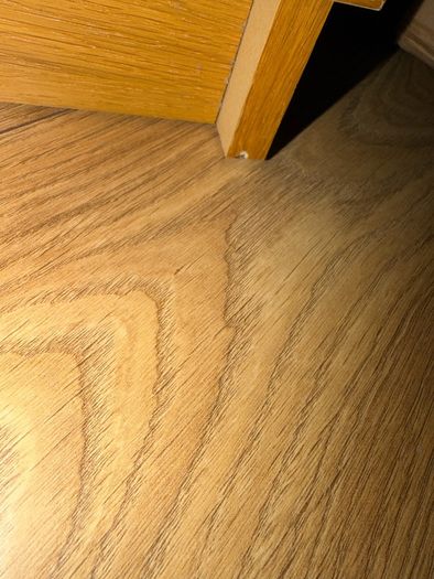 2x Ikea Malm Oak bedside lockers with glass tops