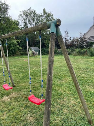 Swing set
