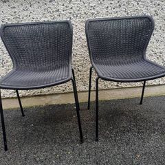 2 Outdoor Rattan Chairs (feel good designs)