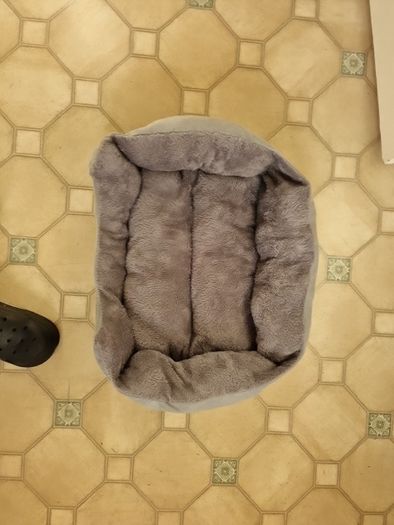 Cat/dog bed