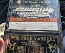 2009 New York Yankees baseball plaque