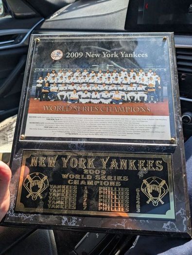2009 New York Yankees baseball plaque