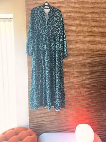 Green animal print maxi dress S/M